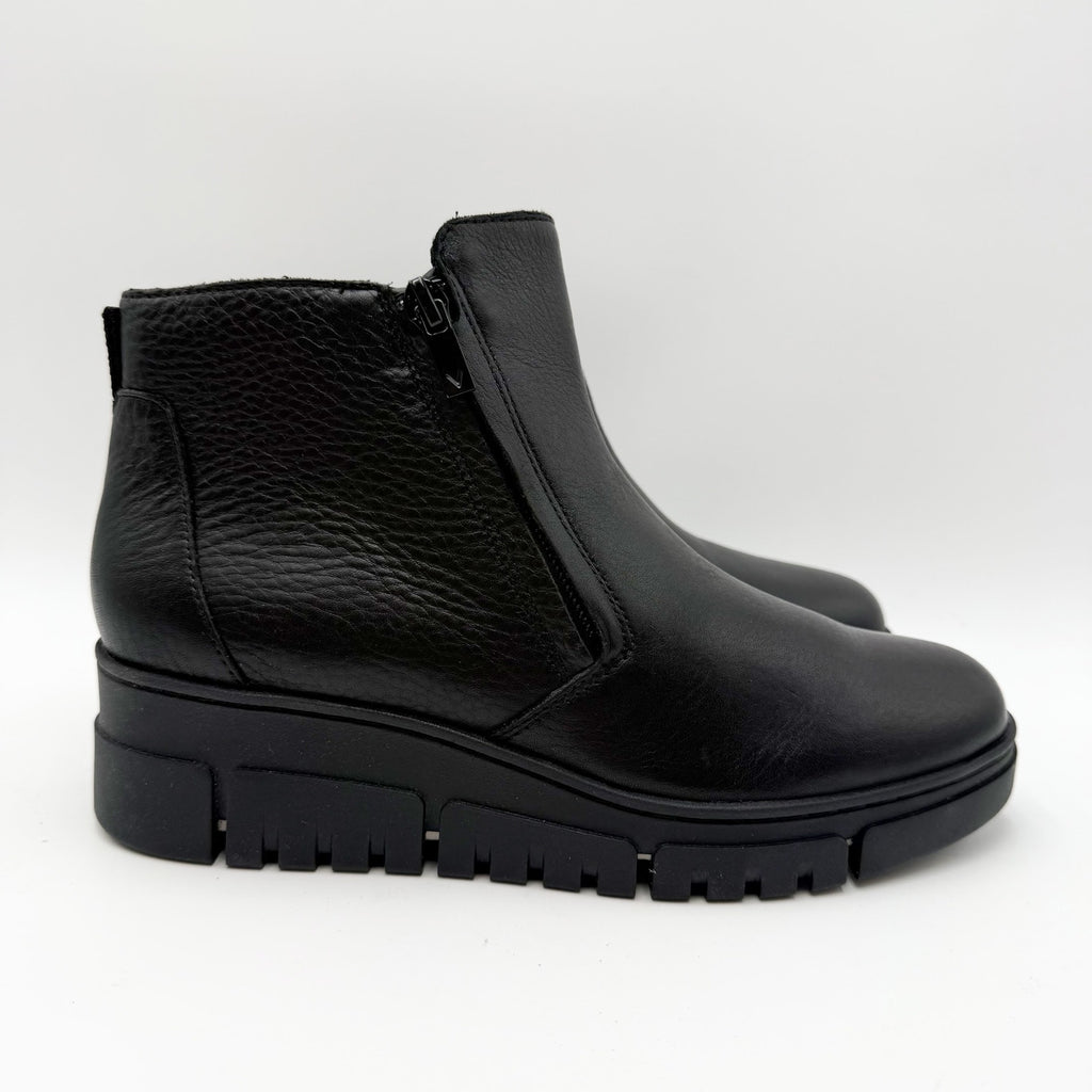 Vionic Womens Uptown Sur Ankle Boots Size 7 EU 37 Black Leather Wedge NIB