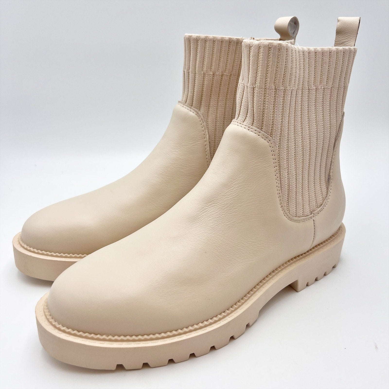 Blondo Womens Hallie Chelsea Ankle Boot Size 10 M Cream Leather Waterproof NIB