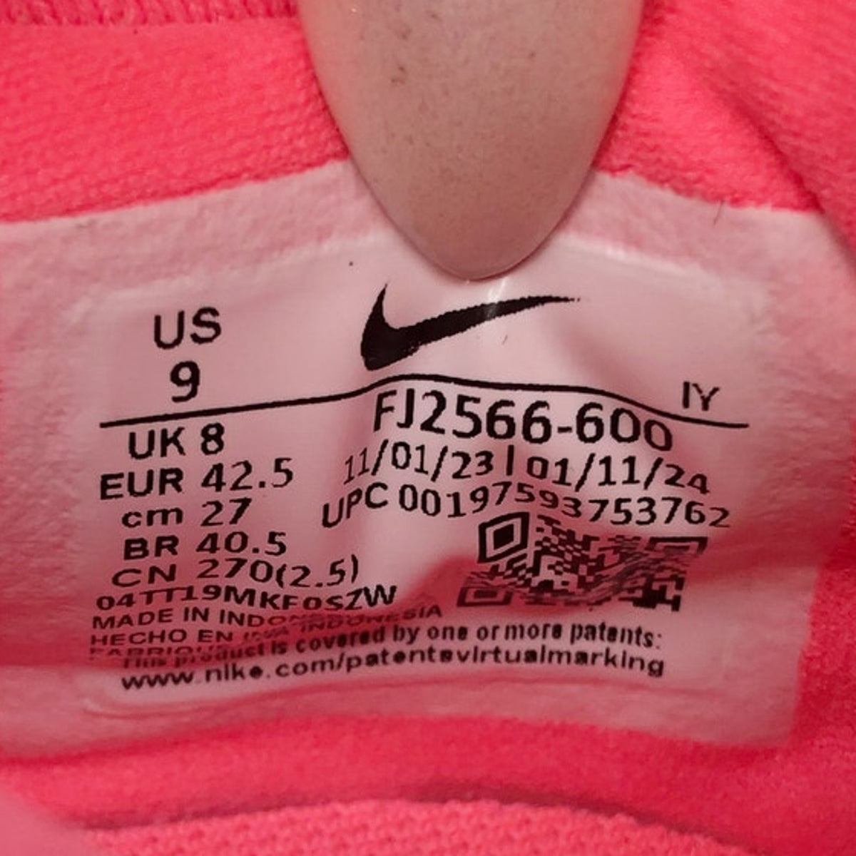 Nike Mens Phantom Luna 2 Academy TF Soccer Cleats Size 9 EU 42.5 Pink Turf NWOB