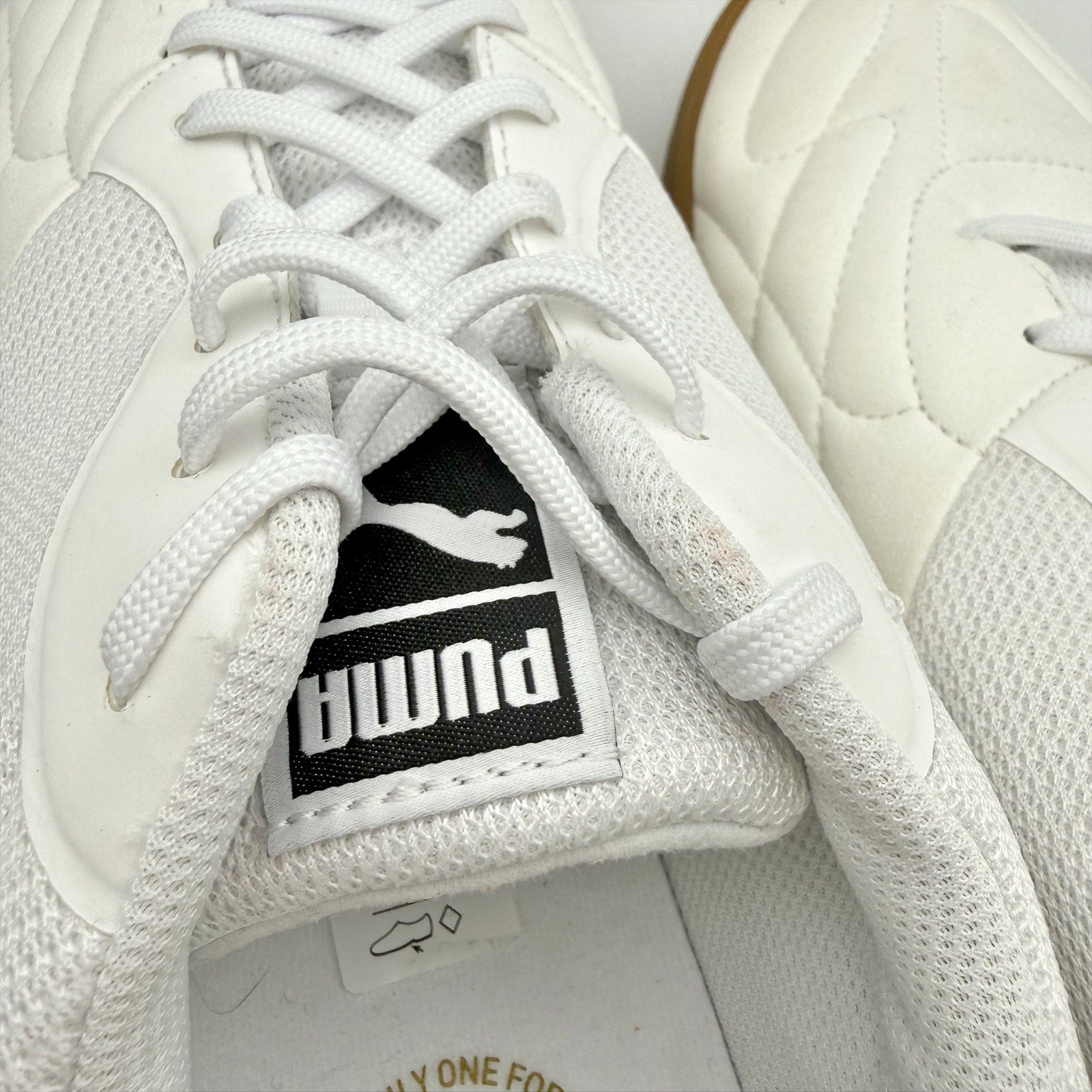 PUMA Mens King Top It Indoor Soccer Sneaker US 11.5 White Gold NWOB