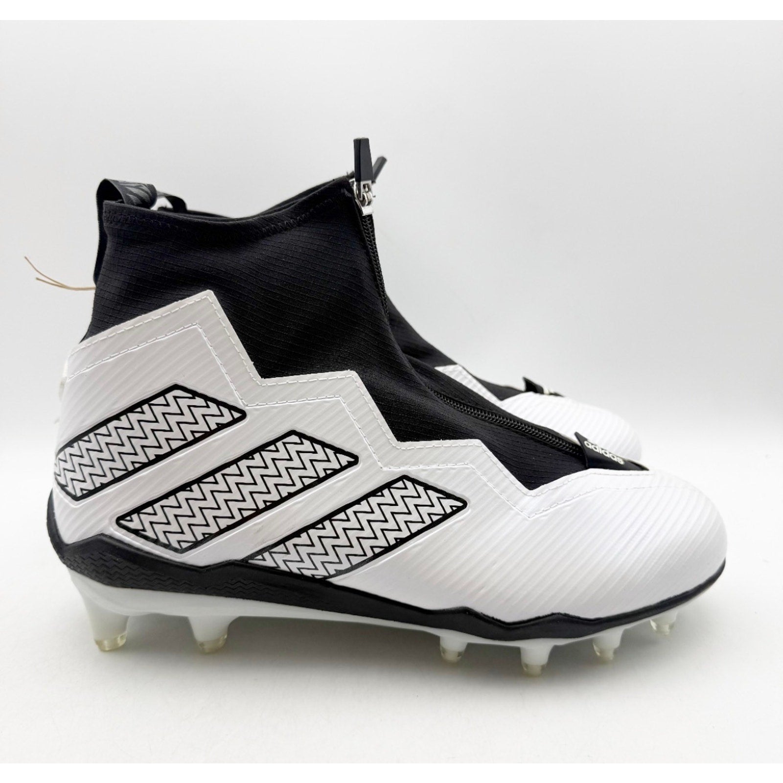 ADIDAS Men's Nasty 2.0 Football Cleats Size 11.5 White Black Zipper GV8306 NWOB