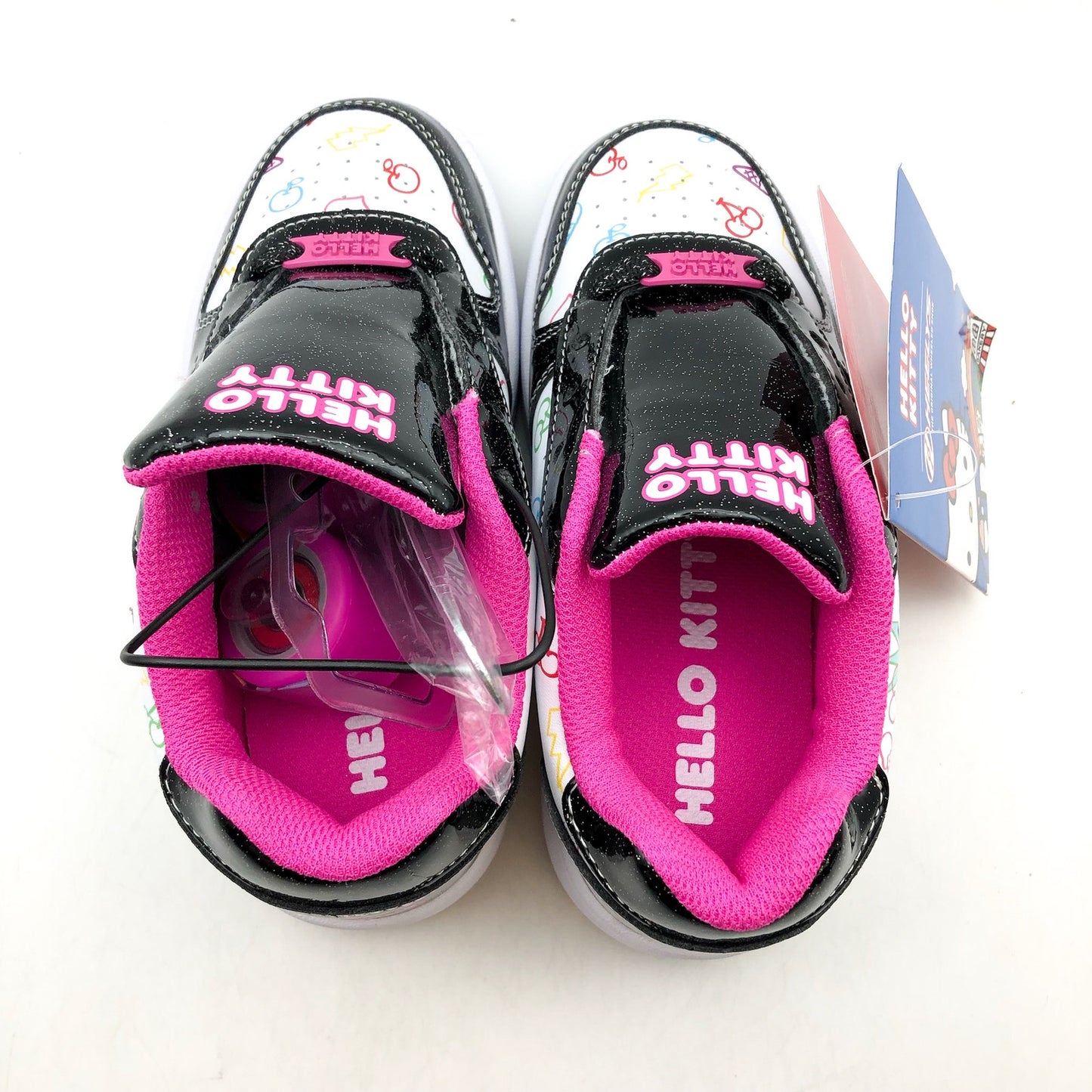 Heelys Girls Hello Kitty Kama Sneakers US 2 EU 33 Youth Black White Multi NIB