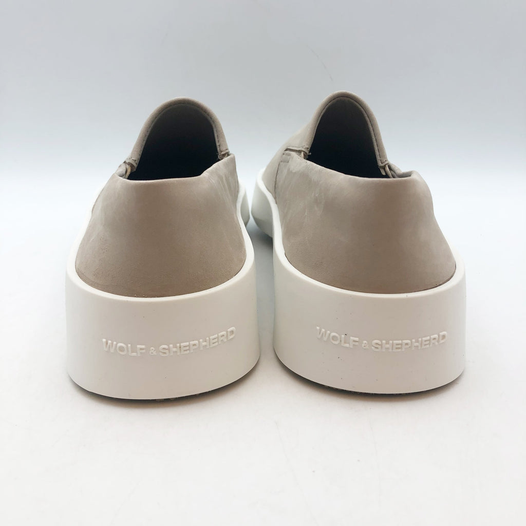 Wolf & Shepherd Womens Cruise Slip On Shoes Size 8 Warm Grey Leather NIB
