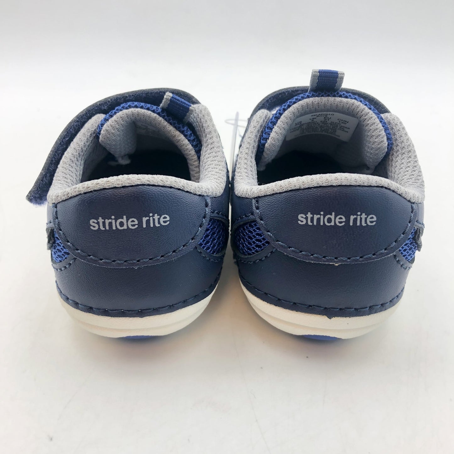 Stride Rite SM Apollo Boys Sneaker Size 5 Blue White Kids Shoe NIB