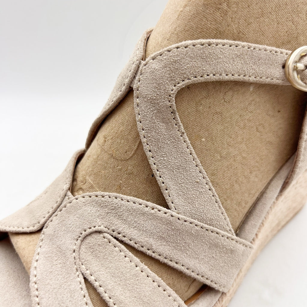 Sofft Womens Norma Espadrille Wedge Sandals Size 6.5 Tan Baywater Suede NIB