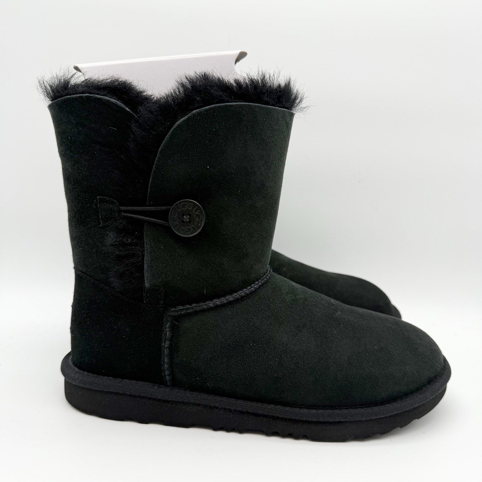 UGG Kids Bailey Button II Winter Boot US 6 EU 38 Black Sheepskin NIB