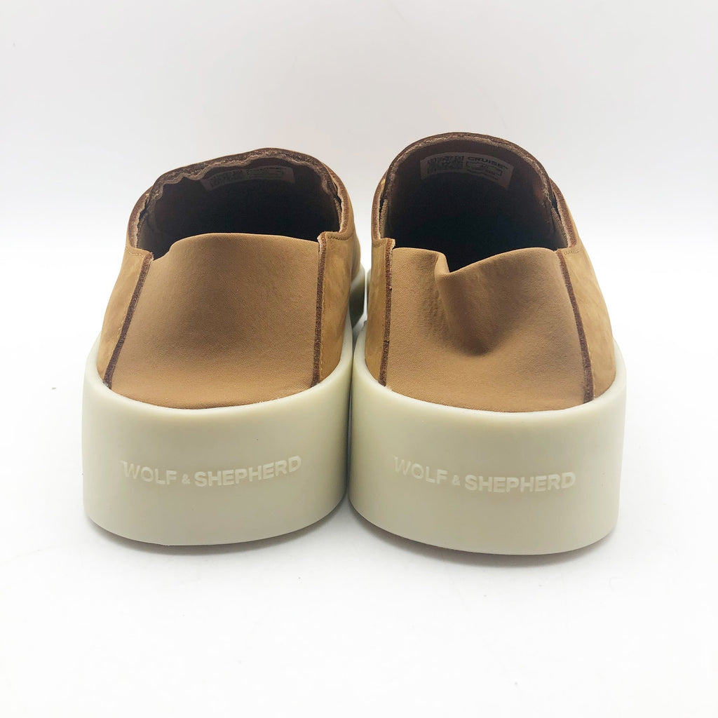 Wolf & Shepherd Womens 9 Mens 7.5 Cruise Ace Slip On Sneaker Tan Sandstorm NIB