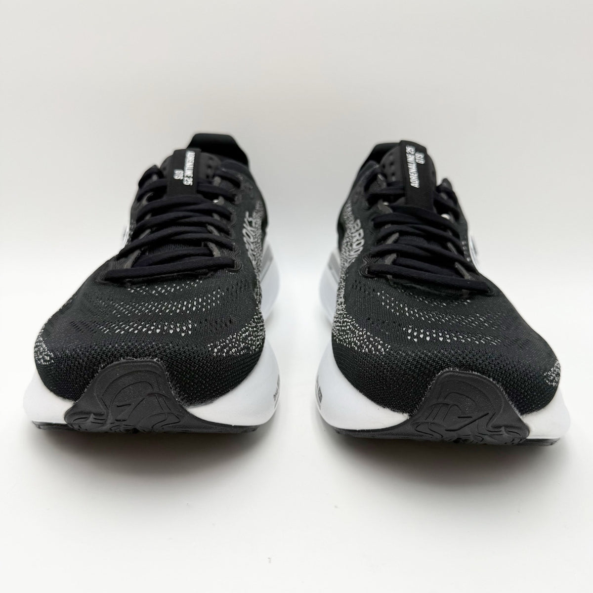 Brooks Womens Adrenaline GTS 25 Running Shoes Size 8.5 XW 2E Black Athletic NIB