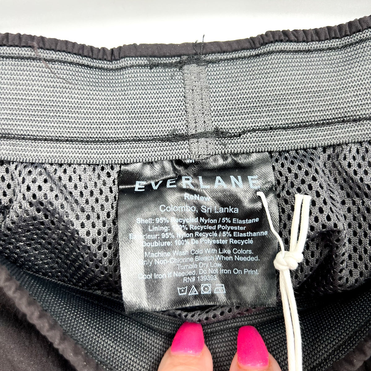 EVERLANE Men's The ReNew Swim Shorts Medium Black Drawstring NWT