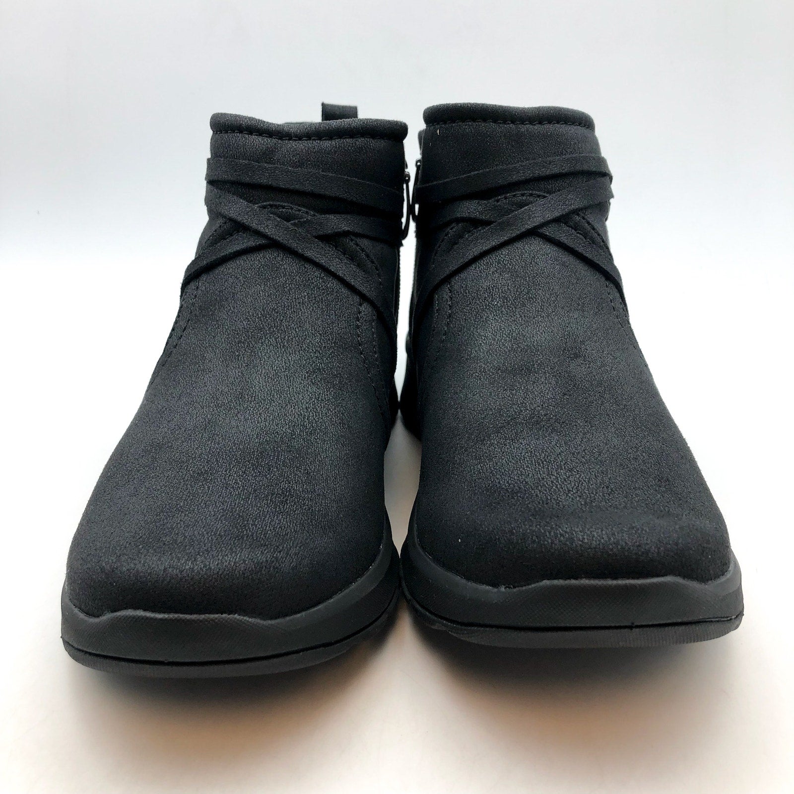 BZEES Womens Gusto Ankle Booties US 8 Wide EU 38.5 Black Fabric Wrap Tassel NIB