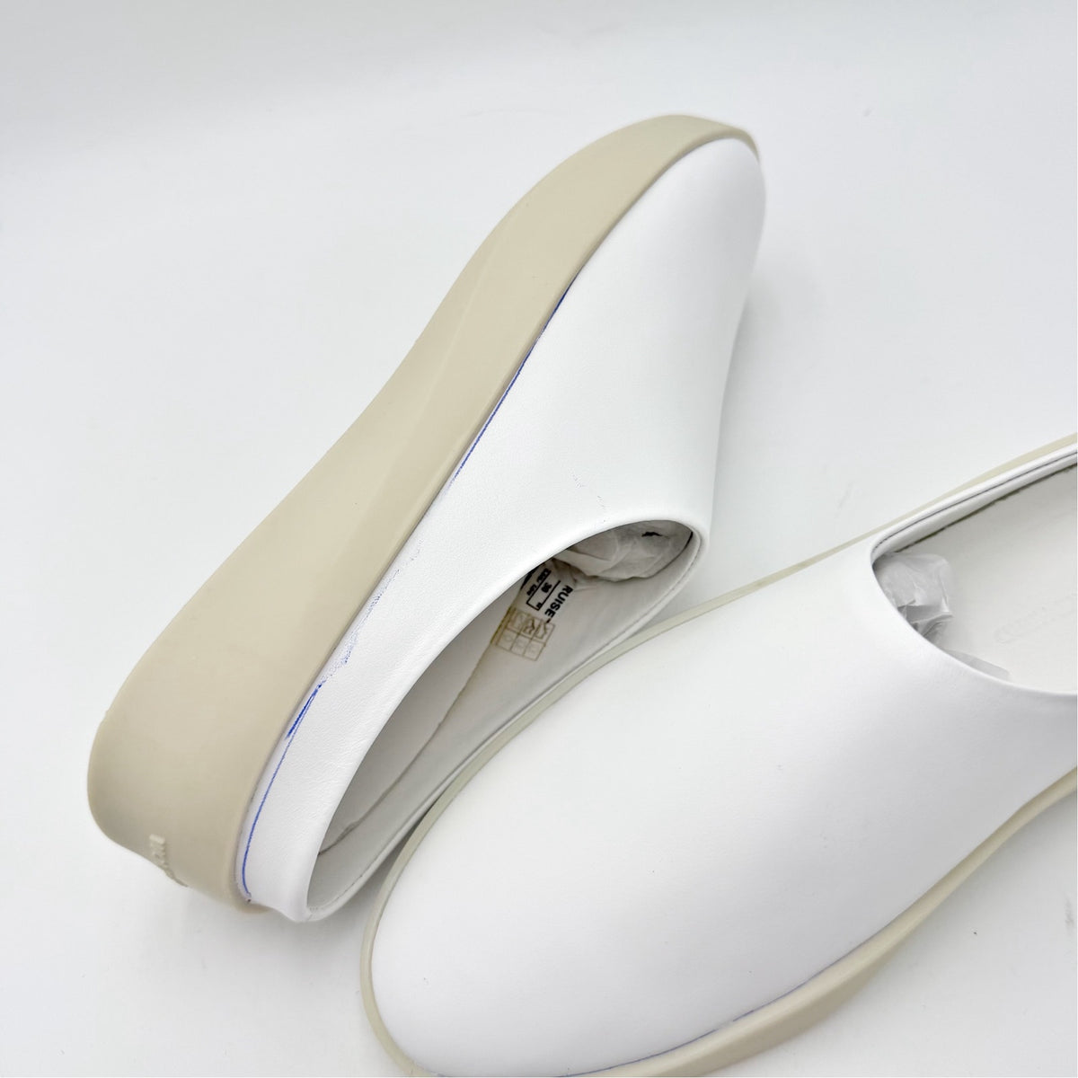 Wolf & Shepherd Cruise Mule Slip On Shoes Mens 5.5 Womens 7 White Leather NIB
