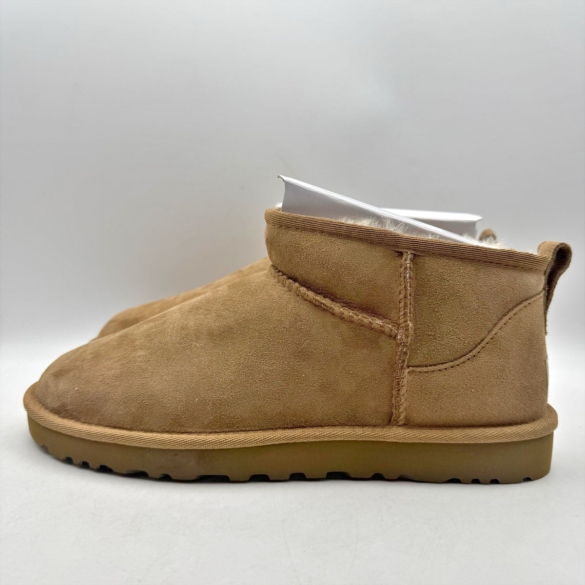 UGG Mens Classic Ultra Mini Boots Size 9 EU 42 Tan Chestnut Suede Fur Lining NIB