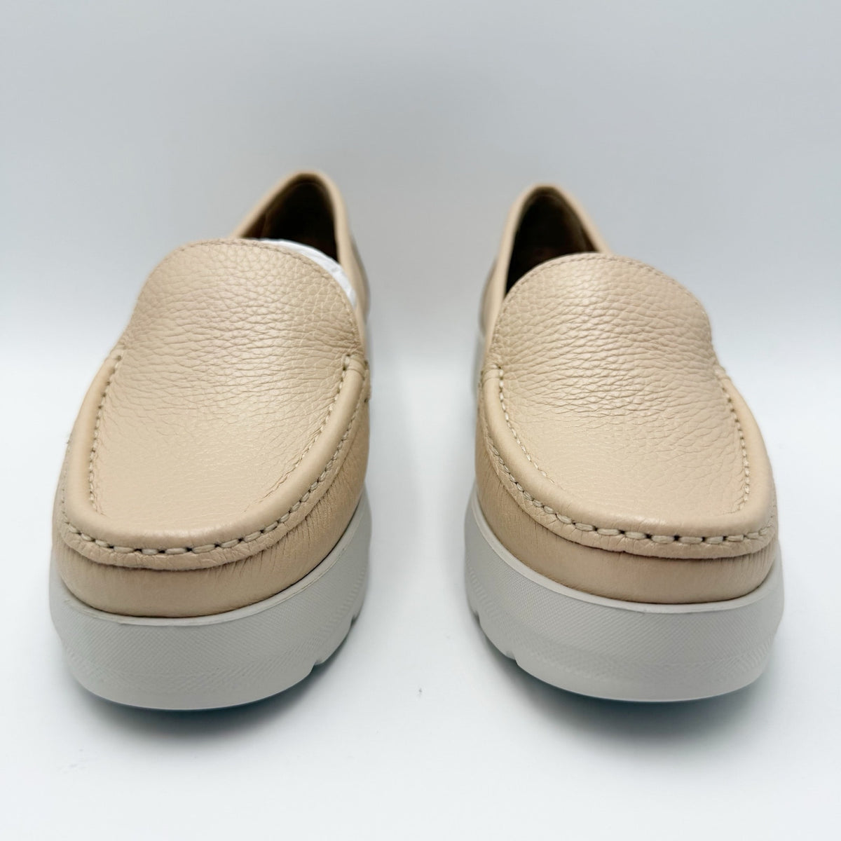 Naturalizer Womens Luanna Platform Loafers Size 6 M Beige Leather Slip On NIB