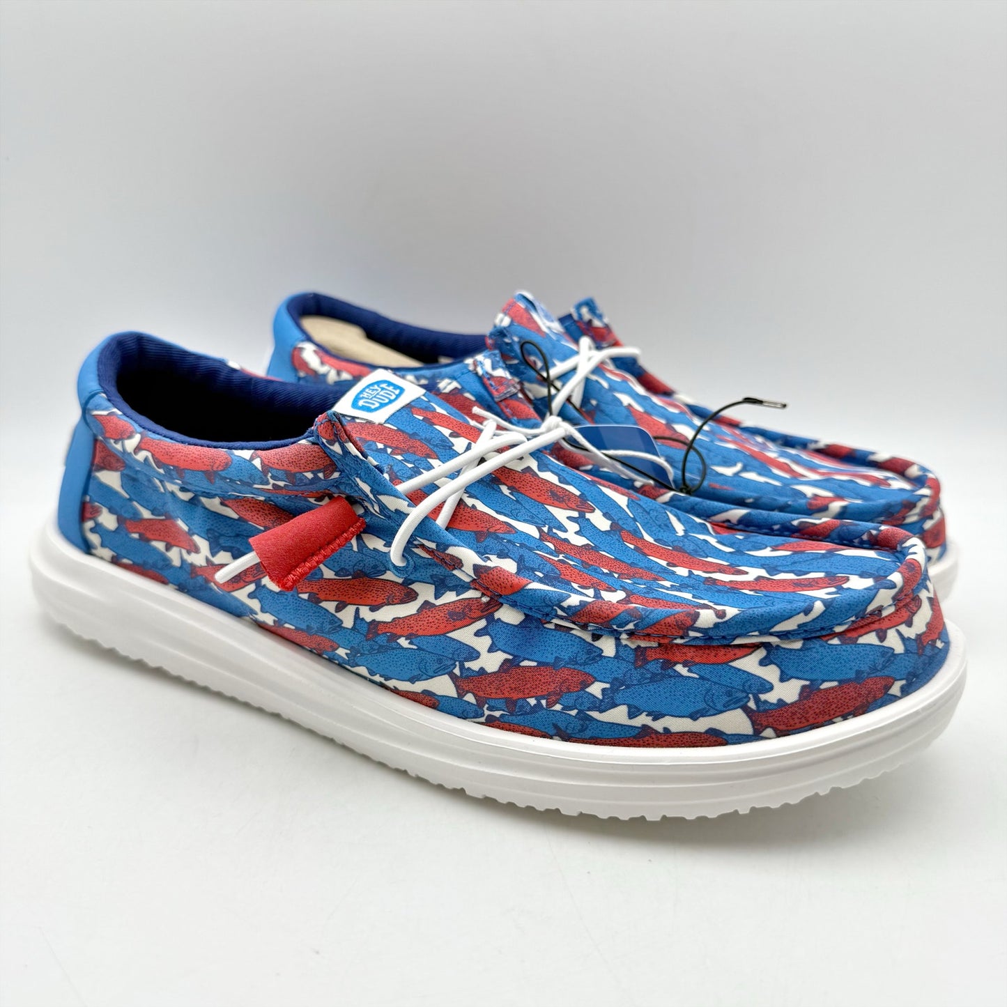 Hey Dude Mens Wally Slip-On Casual Shoe US 9 EU 42 Fish Camo Red Blue NIB