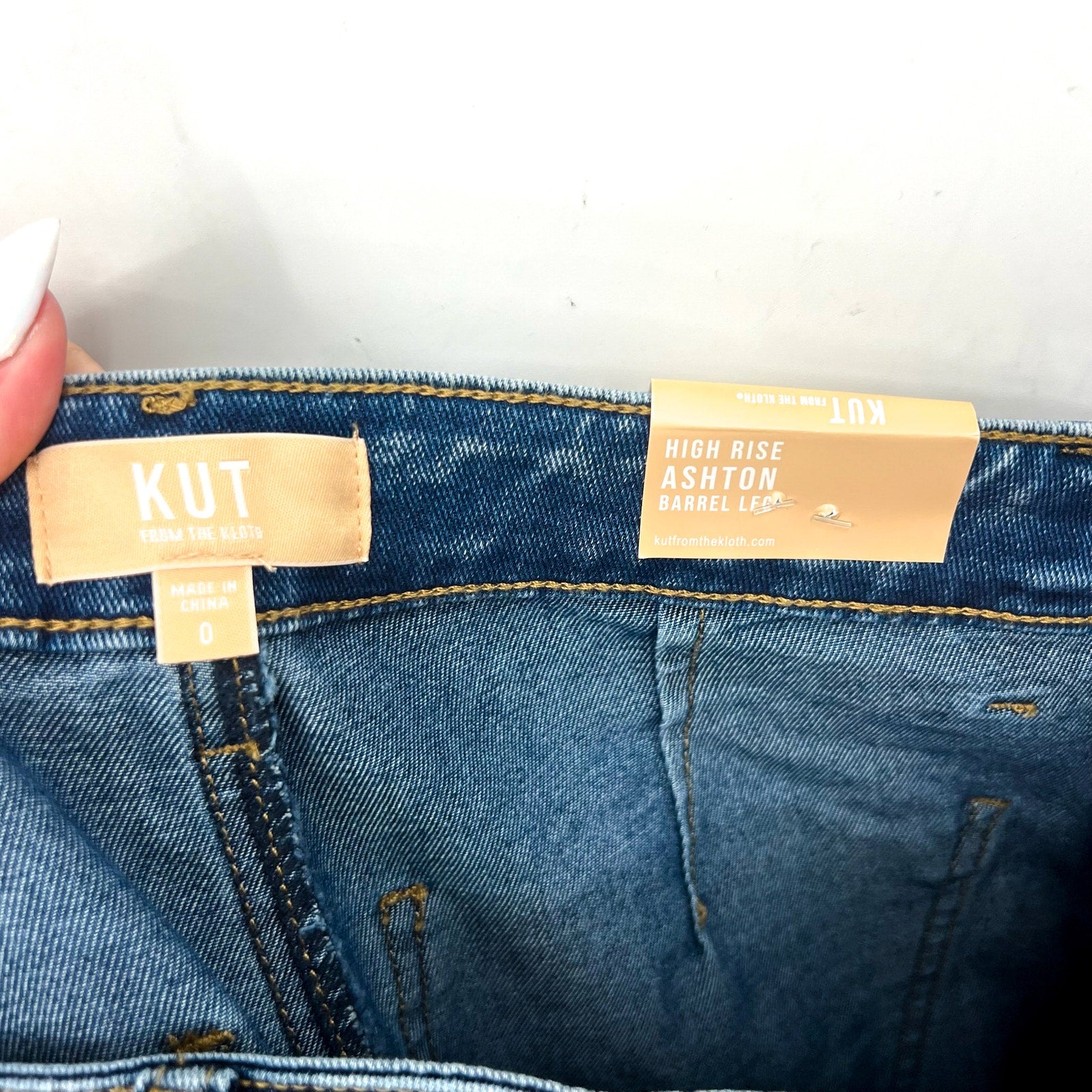 KUT FROM THE KLOTH Women's Ashton Barrel Leg Jeans Size 0 Blue Medium Wash NWT