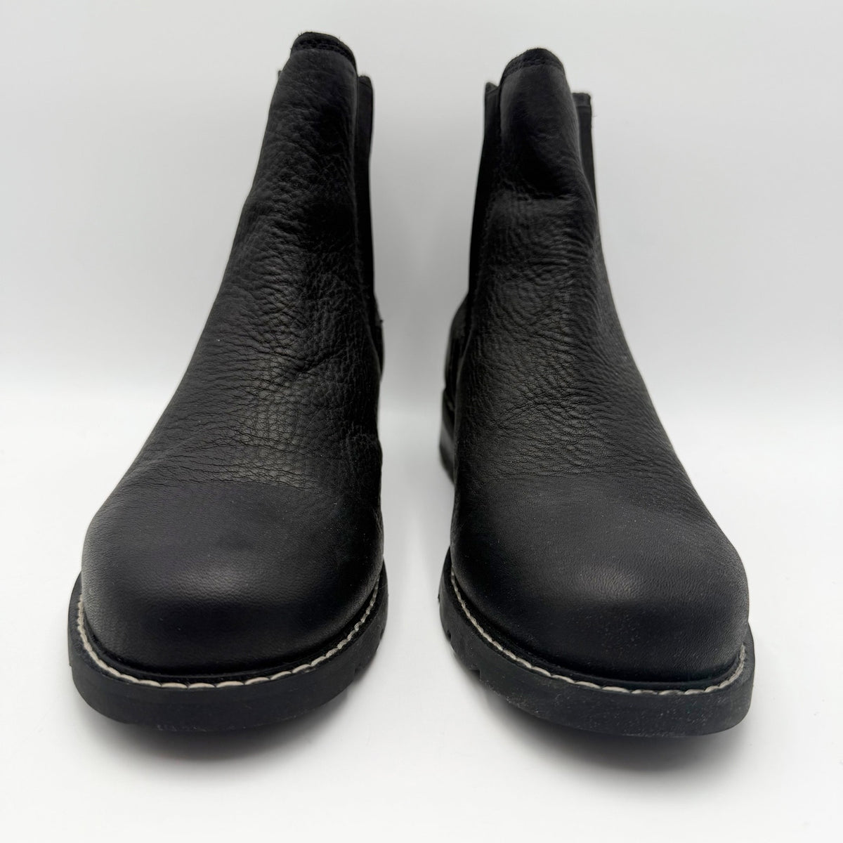 Ariat Womens Wexford Chelsea Boots Size 8.5 B Black Leather Waterproof NWOB
