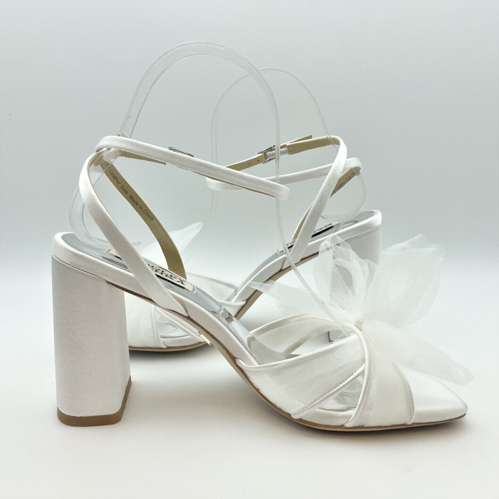 Badgley Mischka Womens Tess Heeled Sandals Size 8.5 M White Tulle Bow Bride NIB