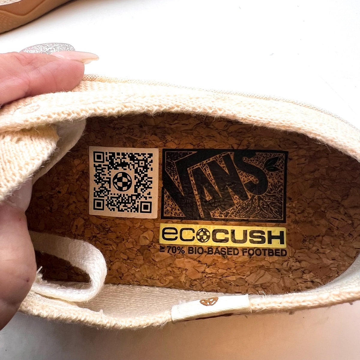 VANS Womens Circle Vee Casual Sneakers Size 5 Natural Tan Gum NWOB