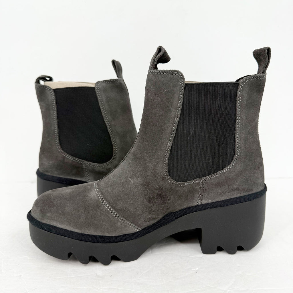 Fly London Womens TRIG514FLY Ankle Chelsea Bootie EU 38 US 8 Grey Suede NIB