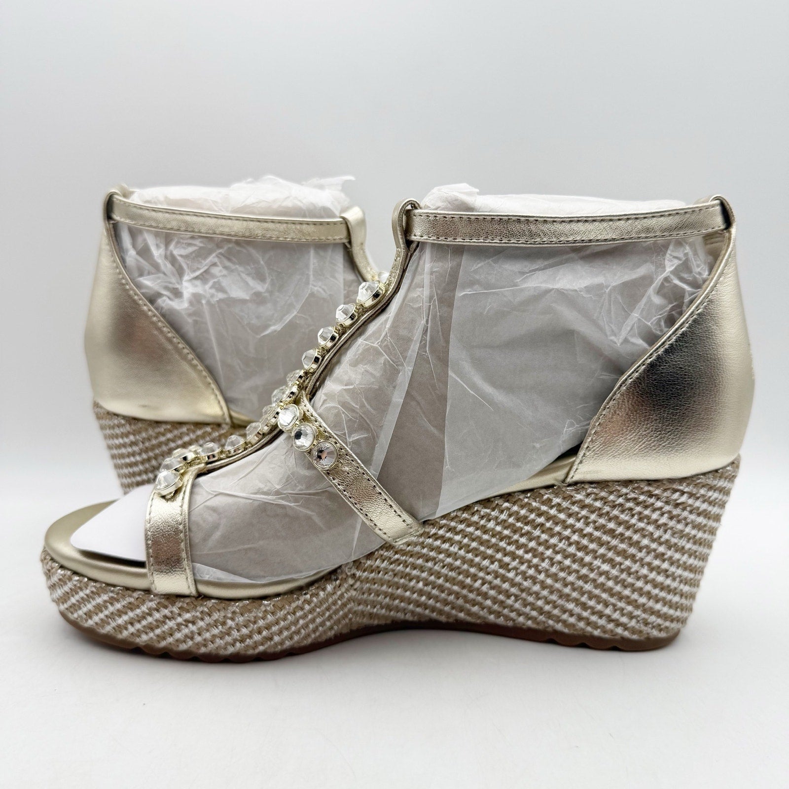 Naturalizer Womens Serena Strappy Wedge Sandals Size 8.5 Champagne Metallic NWOB