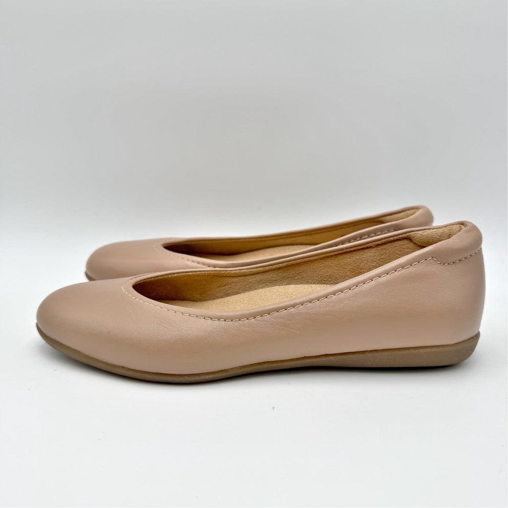 Naturalizer Womens Vivienne Ballet Flats Size 7.5 Wide Blush Nude Leather NWOB