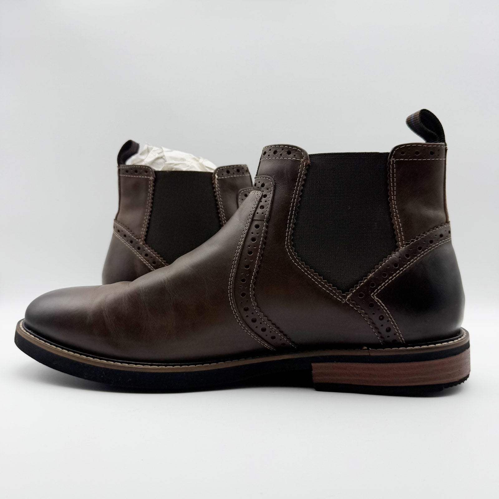 Nunn Bush KORE Womens Otis Chelsea Boot Size 11 M Brown Leather Plain Toe NIB