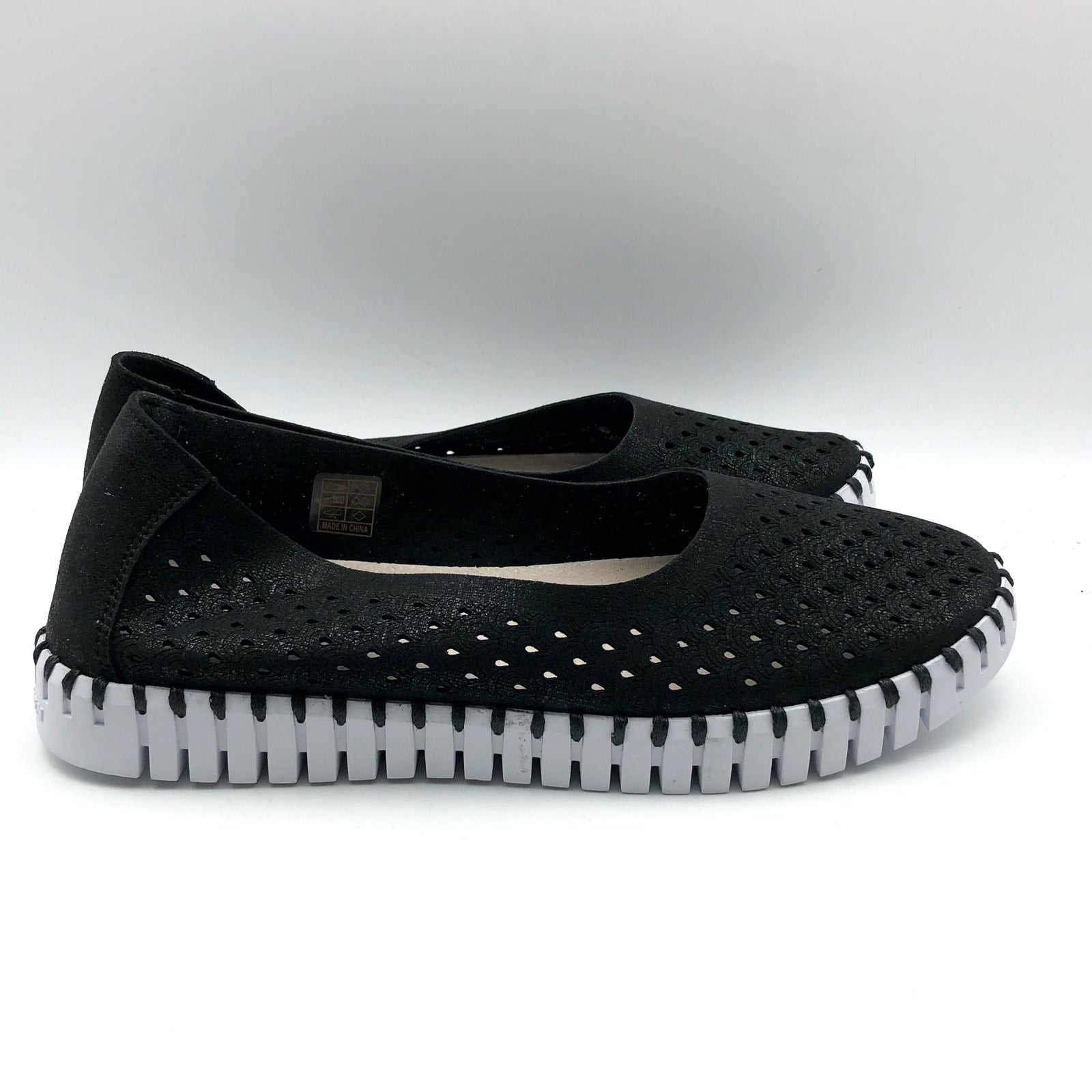 ILSE JACOBSEN Women's Tulip Ballet Flats EU 38 US 8 Black Laser-Cut NWOB