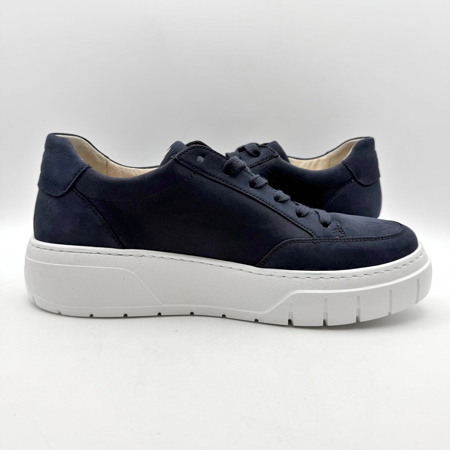 Gabor Womens 53.220 Sneakers UK 9.5 US 12 Navy Suede NWOB