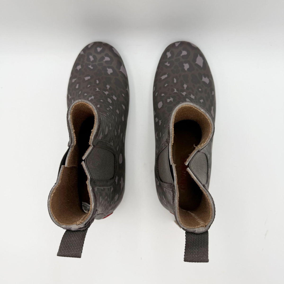Chooka Womens Eastlake Chelsea Rain Boot Size 6 Gray Animal Print Waterproof NWT