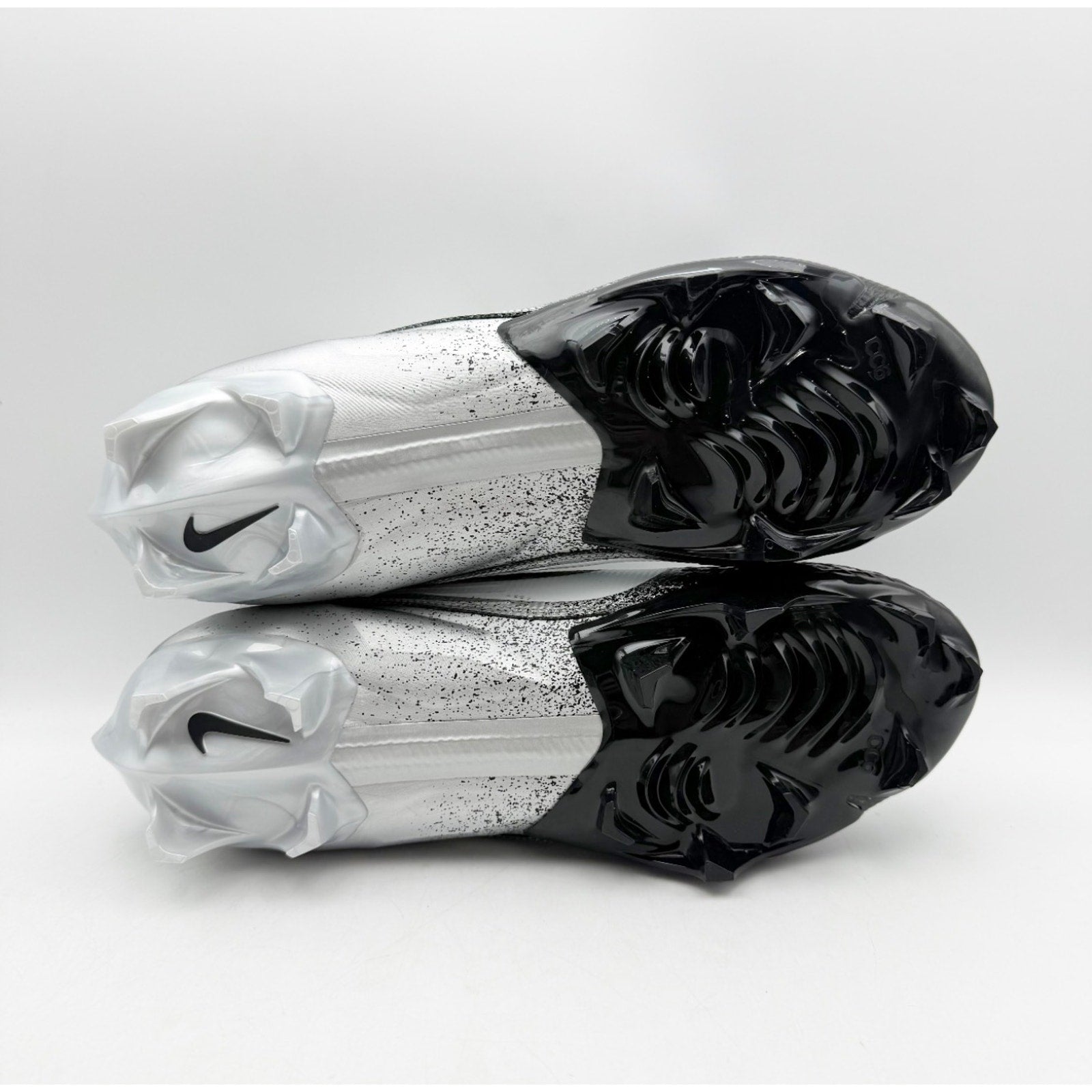 Nike Mens Vapor Edge Elite 360 2 Football Cleats Size 11 Silver DA5457-003 NWOB