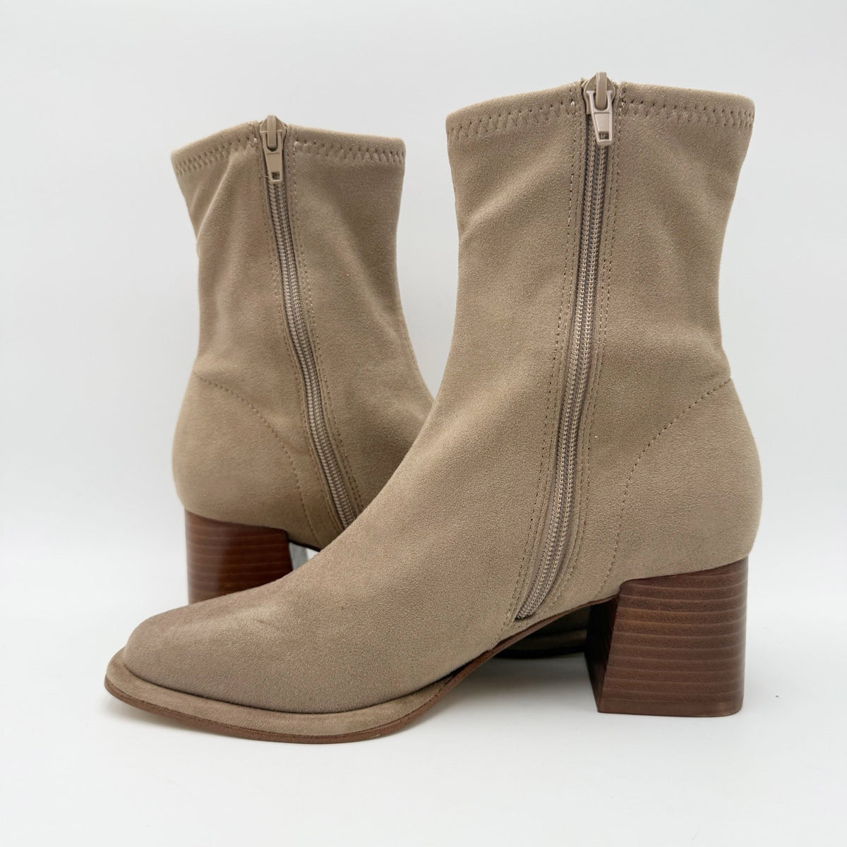 Steve Madden Womens Pammy Heel Ankle Booties Size 6 Taupe Tan Suede NIB