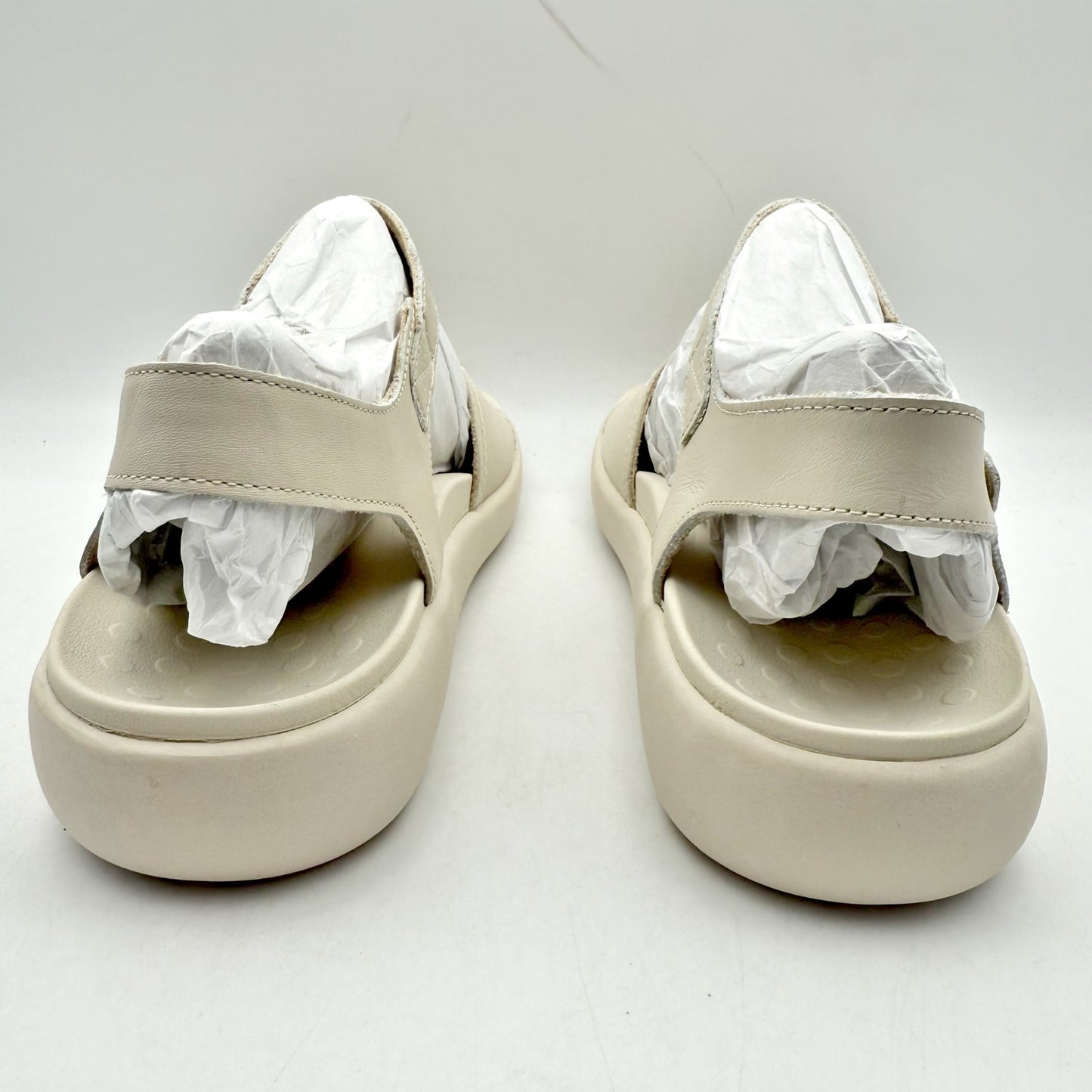 Vionic Womens Awaken Sandals US 8 Wide EU 38.5 White Cream Leather NIB