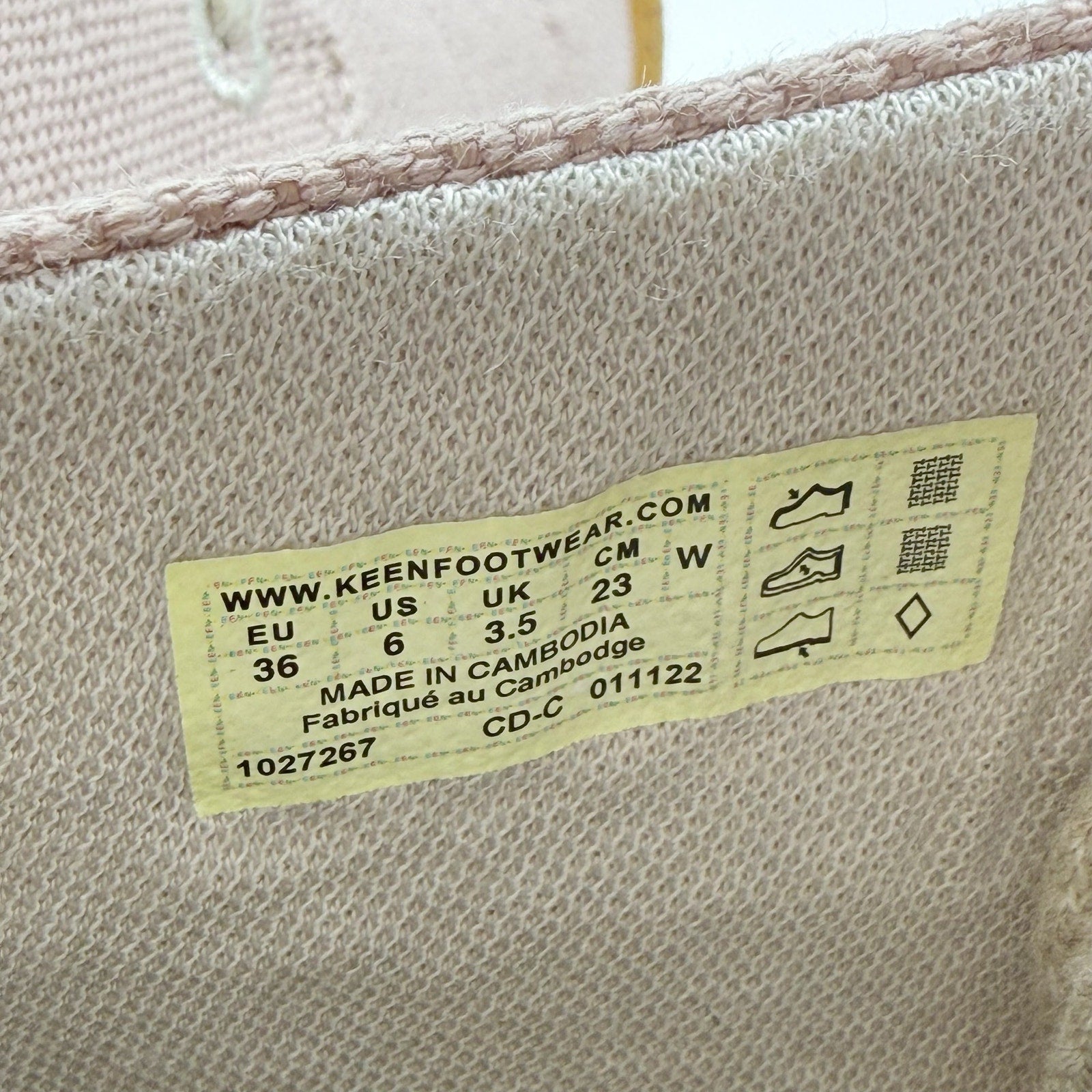 KEEN Womens Mosey Chukka Shoes US 6 EU 36 Fawn Beige Canvas NWOB