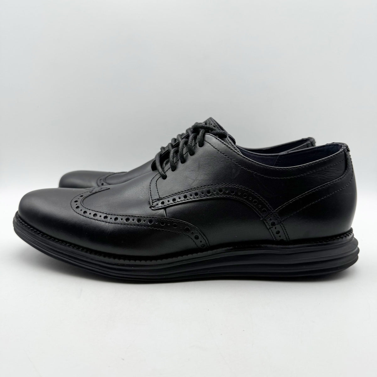 Cole Haan Mens Original Grand Wing Tip Oxford Shoes SIZE 11 M Black Leather NWOB