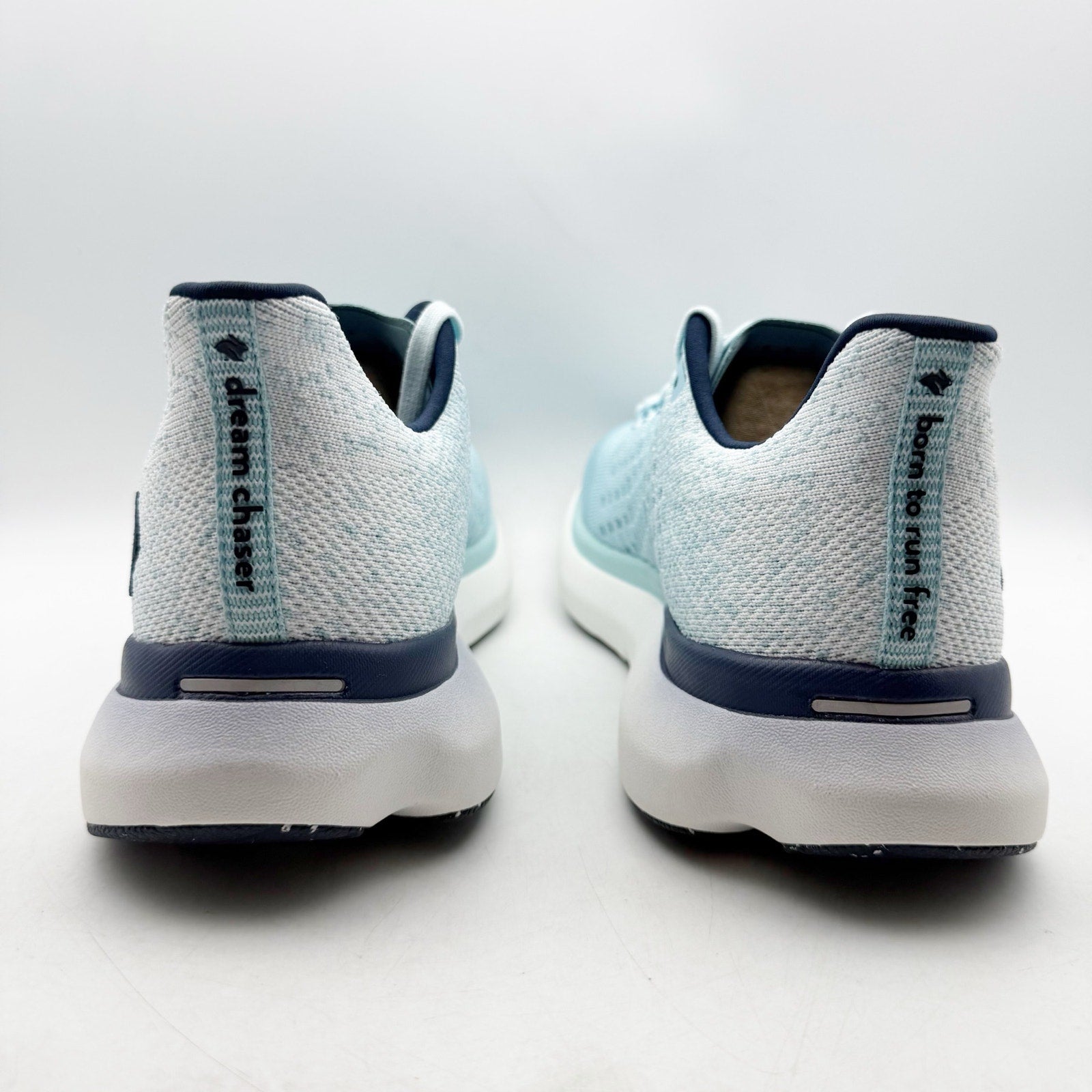 Rabbit Mens Dream Chaser Athletic Shoes Size 11 Blue Glow Running Sneakers NIB