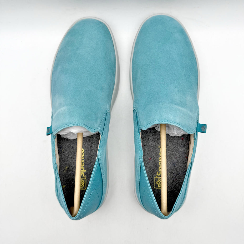 Spenco Womens Saylor Slip On Casual Shoes Size 8 WIDE Blue Leather NIB