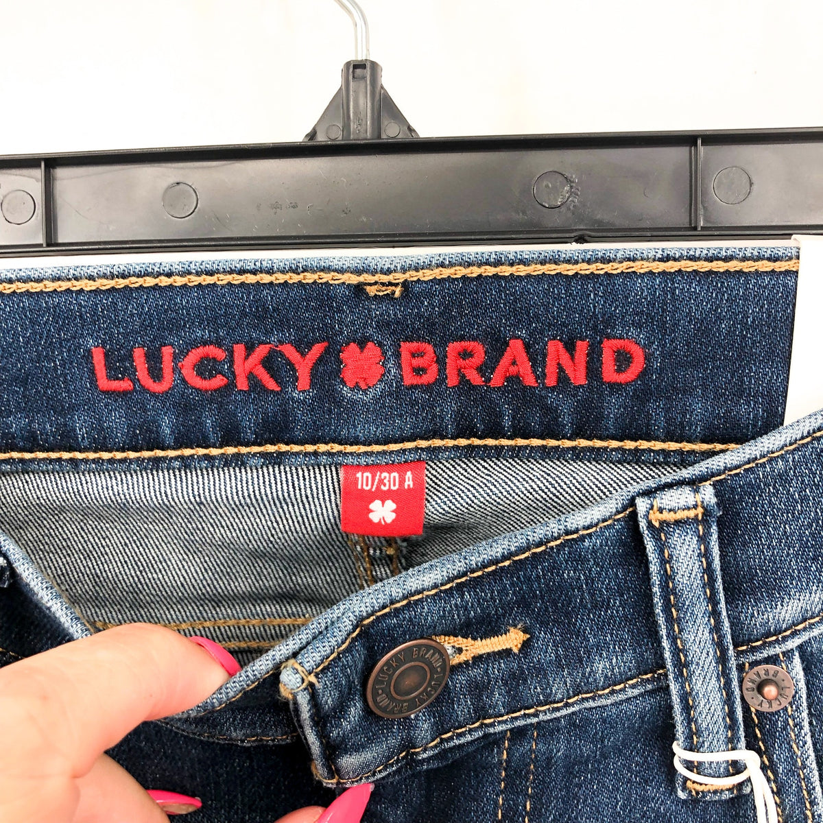 LUCKY BRAND Women's Sweet Straight Jeans Size 10 Sweet Escape Blue Mid Rise NWT
