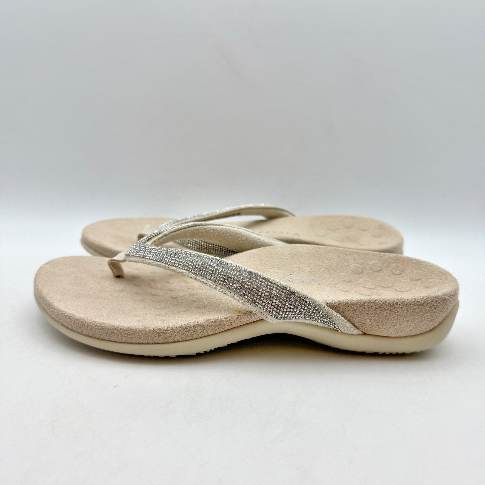 VIONIC Womens Dillon Shine Sandals US 5 WIDE EU 35 Cream Rhinestone Slip On NWOB