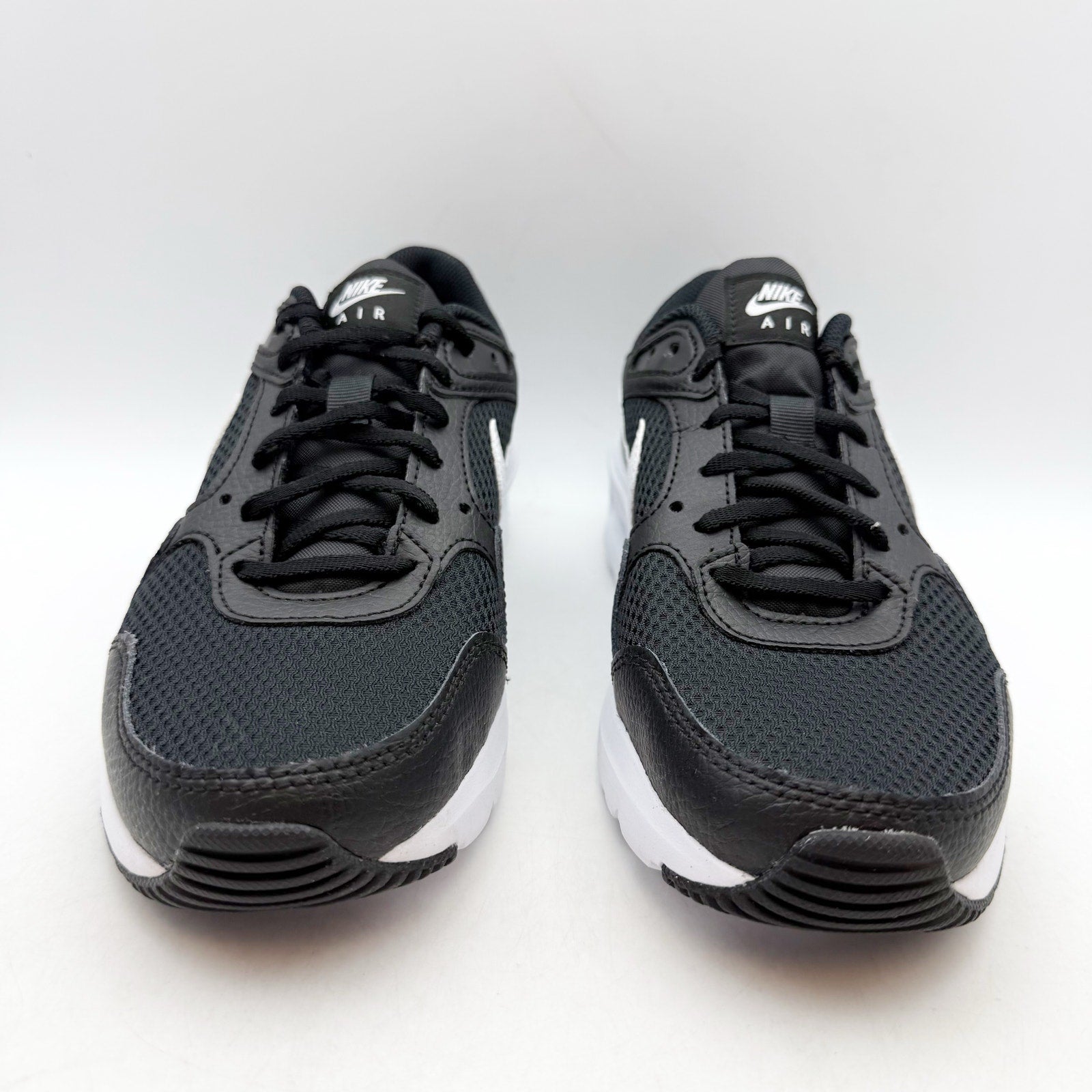 Nike Womens Air Max SC Sneakers US 7 EU 38 Black White Athletic NWOB