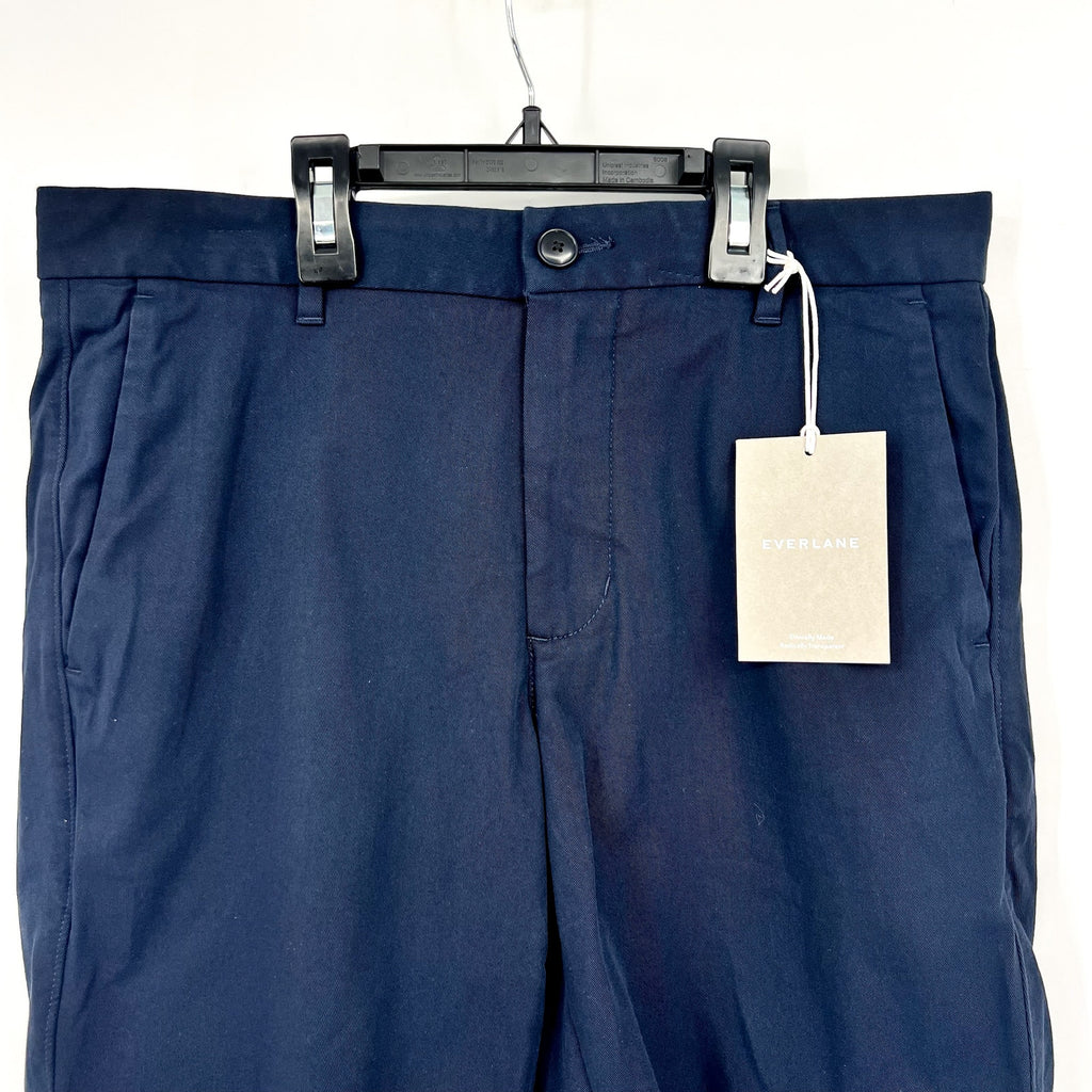 EVERLANE Men's 7” Slim-Fit Performance Chino Shorts Size 31 Navy Blue NWT