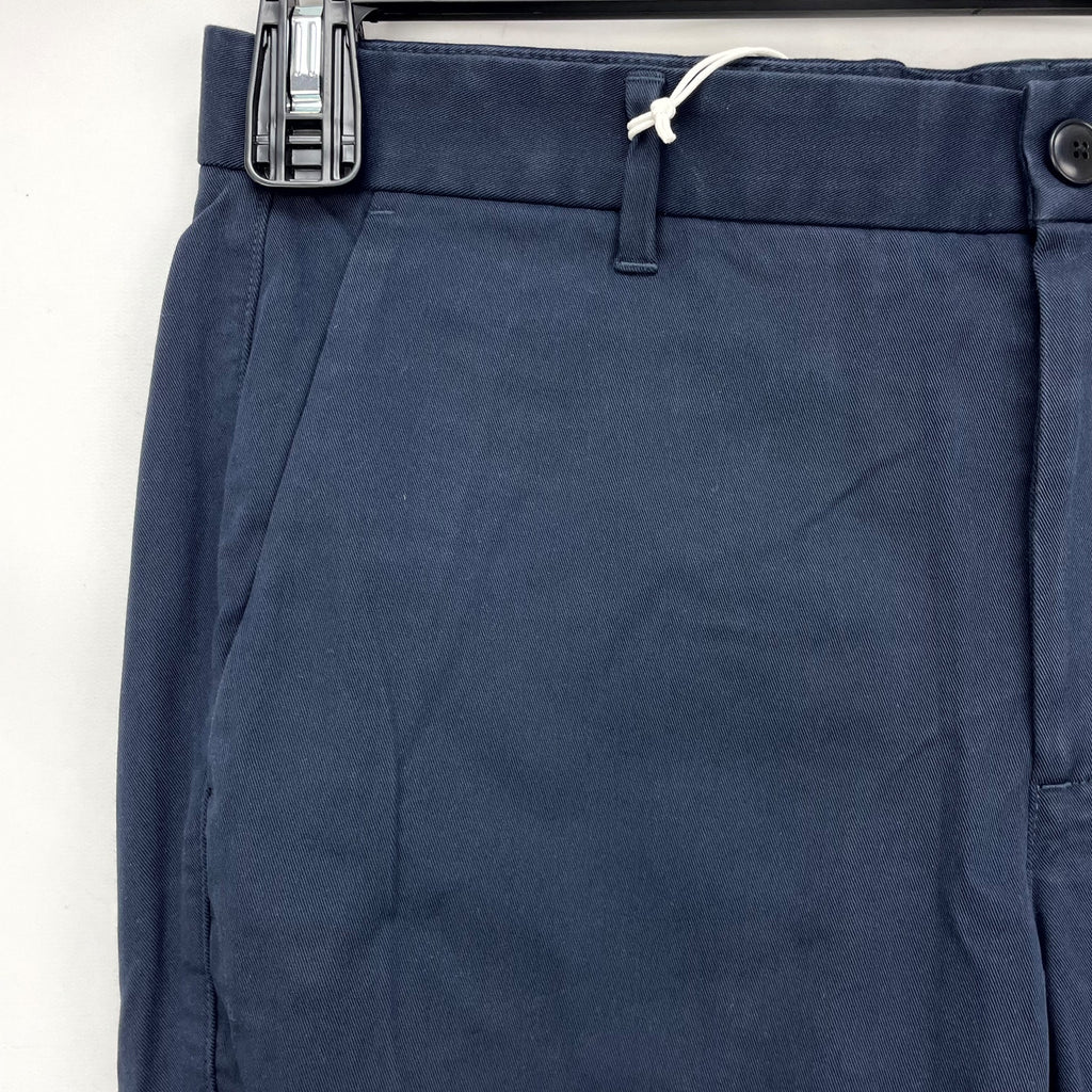 Everlane Mens Uniform Performance Chino Pants 31x30 Navy Blue Straight Leg NWT
