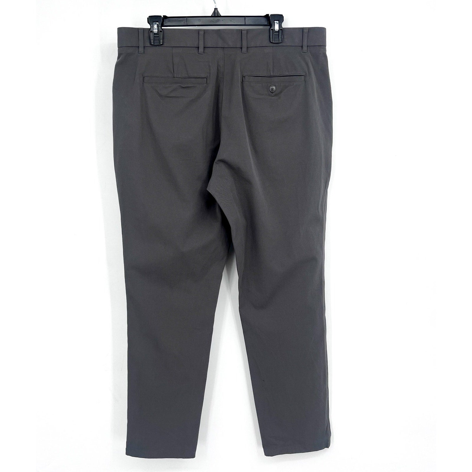 EVERLANE Uniform Mens Performance Chino Pants 34x30 Slate Grey Athletic Fit NWT