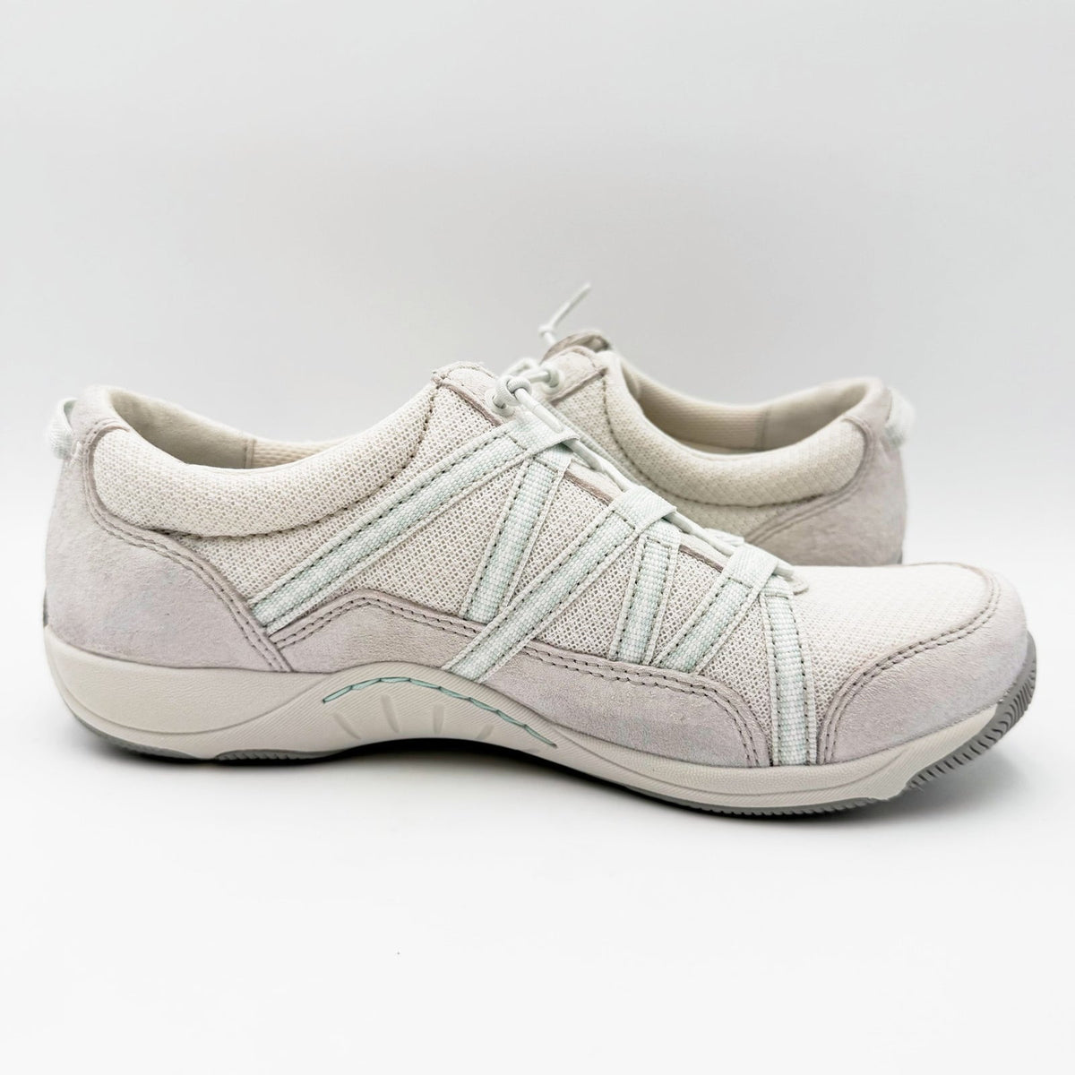 Dansko Womens Harlyn Casual Sneakers EU 39 US 8.5-9 White Ecru Suede NIB