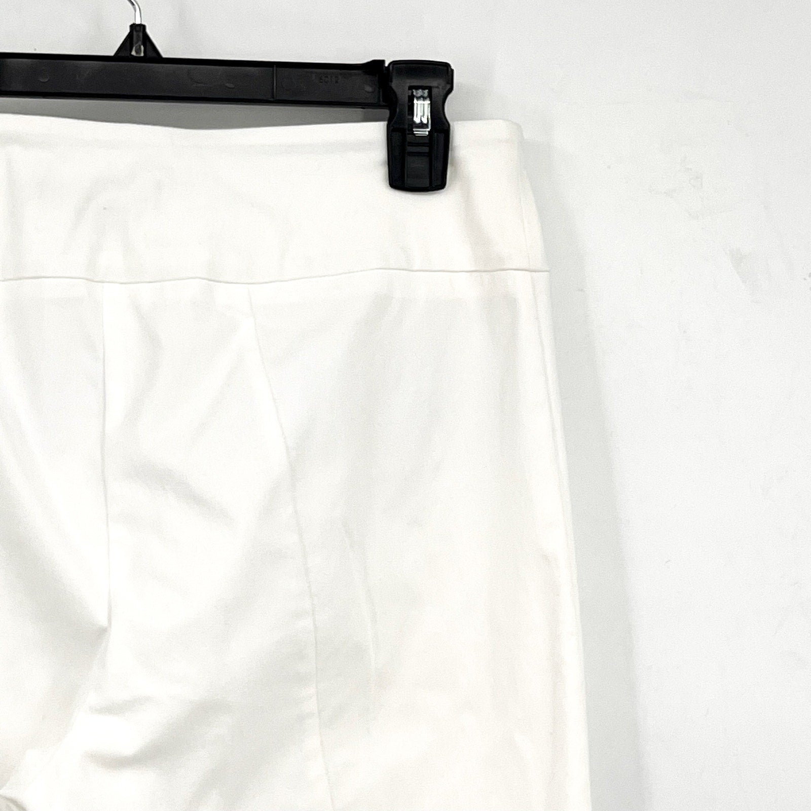 ELLIOTT LAUREN Women's Classic Pull-On Ankle Pants Size 10 White Back Slit NWOT