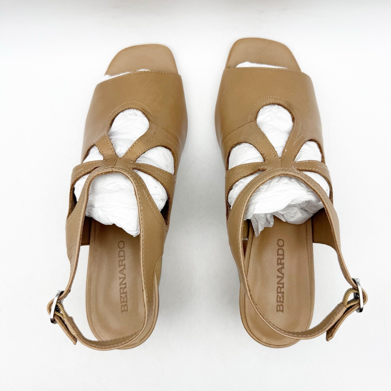 Bernardo Womens Lainey Heeled Sandals US 8 M Tan Beige Leather NWOB