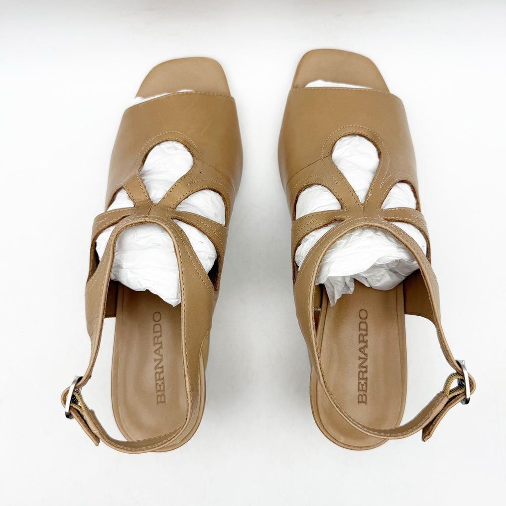 Bernardo Womens Lainey Heeled Sandals Size 8 M Tan Beige Leather NWOB