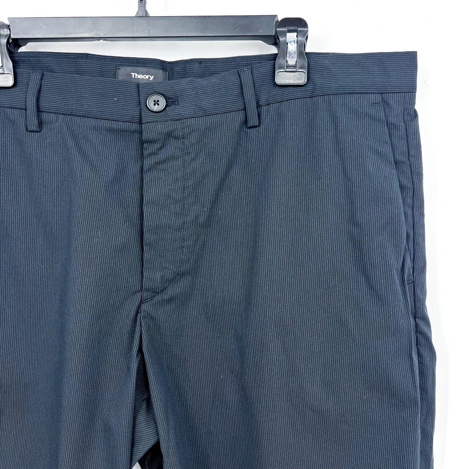 THEORY Mens Zaine SW S Eclipse Multi Coil Shorts Size 38 Navy Blue Pinstripe NWT