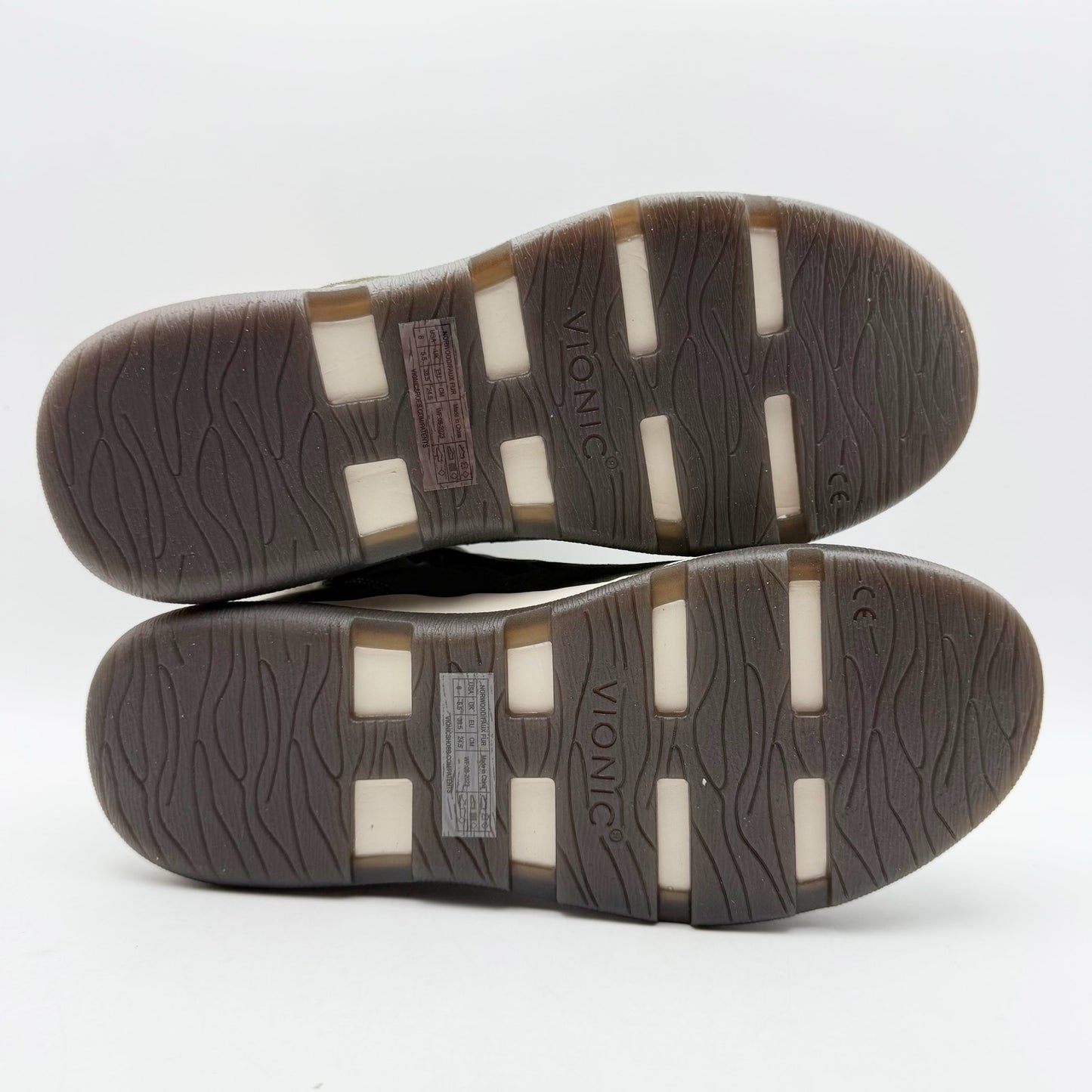 Vionic Womens Norwood Ankle Booties US 8 M Olive Green Suede Water Repellent NIB