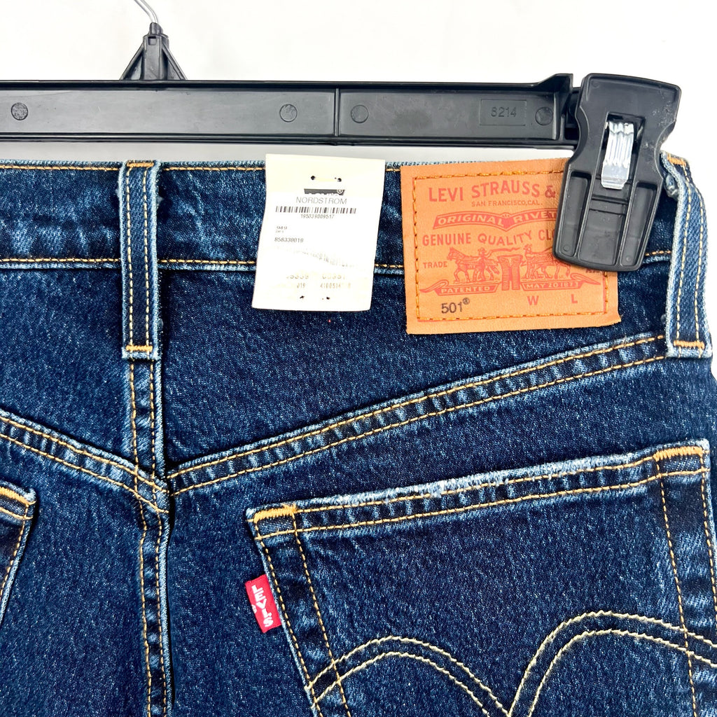 LEVIS Womens 501 Mid Thigh Long Jean Shorts Size 26 US 2/4 Blue 858330019 NWT