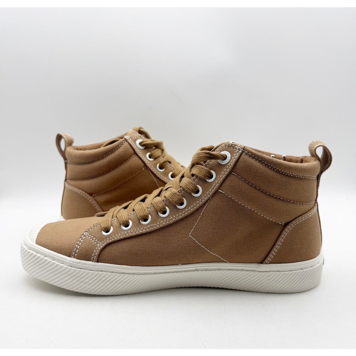 Cariuma OCA High Top Sneakers Mens 9 Womens 10.5 Tan Brown Canvas Contrast NIB